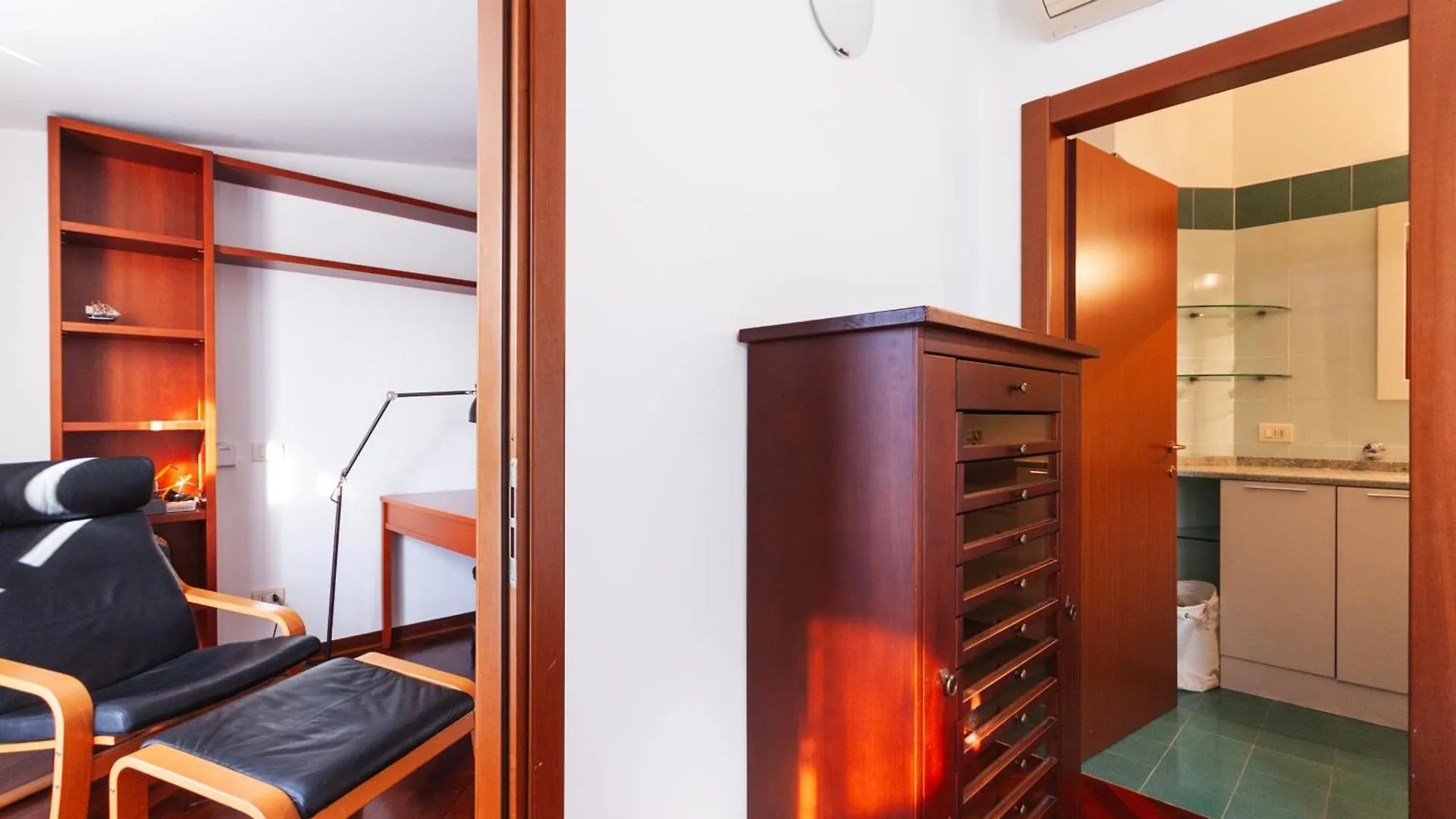 Youhosty - Loreto 1 Bedroom Apartment Milan Italy