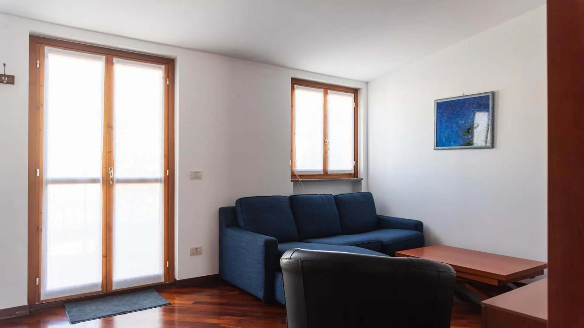 Youhosty - Loreto 1 Bedroom Apartment Milan