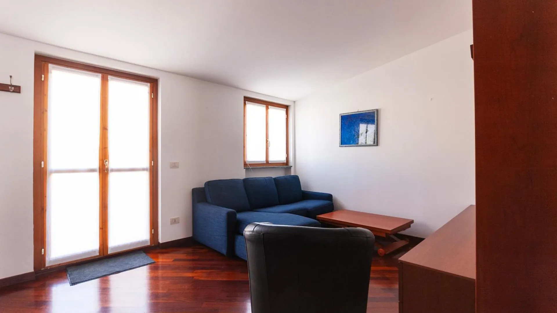 Youhosty - Loreto 1 Bedroom Apartment Milan