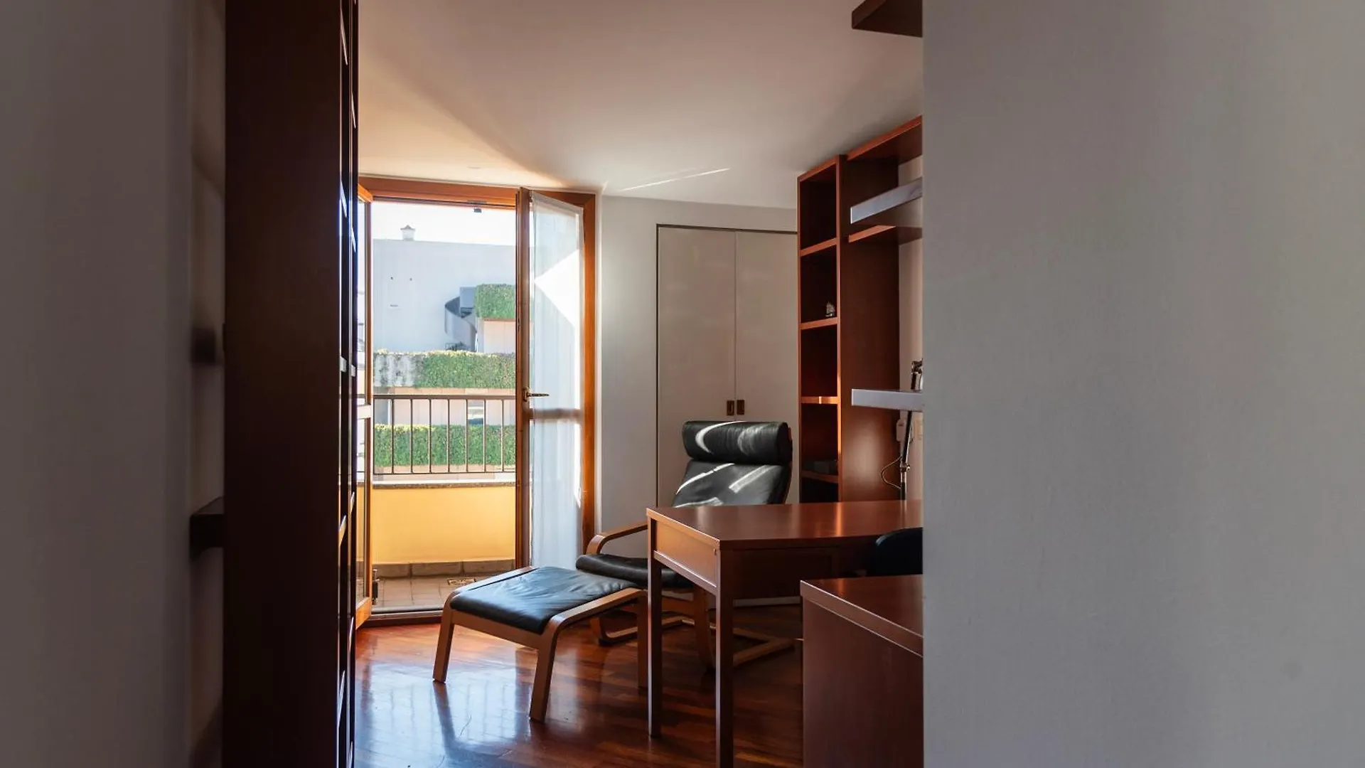 Youhosty - Loreto 1 Bedroom Apartment Mailand 0*,  Italien